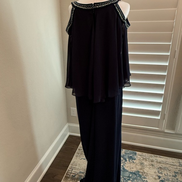 Alex Evenings Long Navy Size 12 Embellished Shoulder Formal Gown - Picture 8 of 16